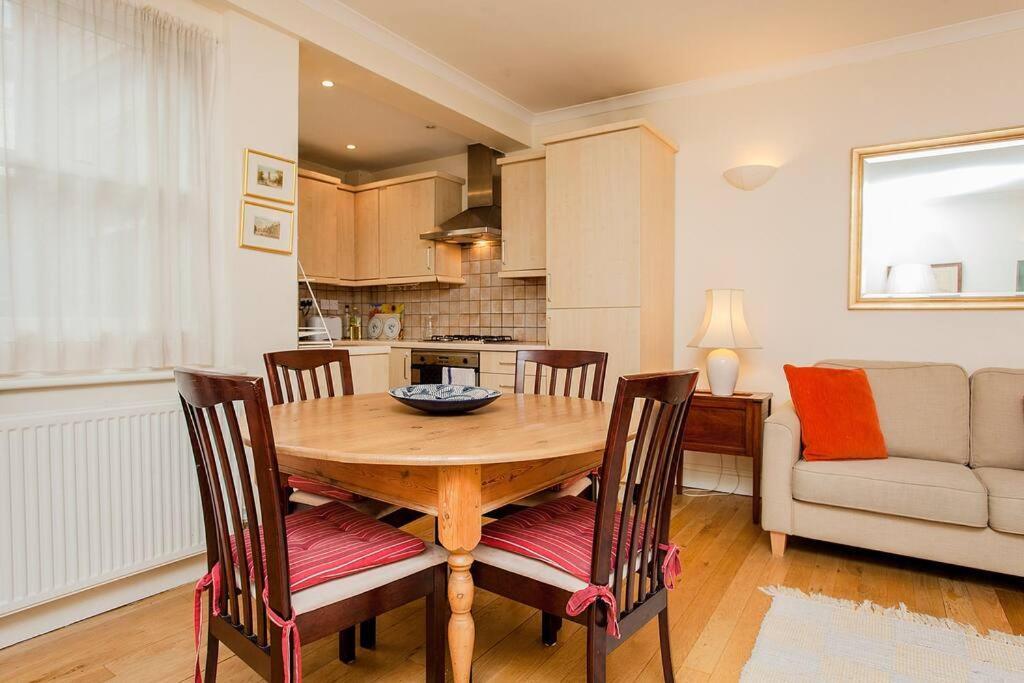 Bright 2 Bedroom Flat In Central Лондон Экстерьер фото